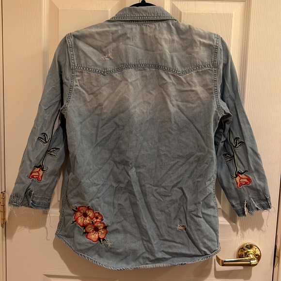 Zara Premium Denim Distressed Floral Embroidery Button-Up - Picture 2 of 6